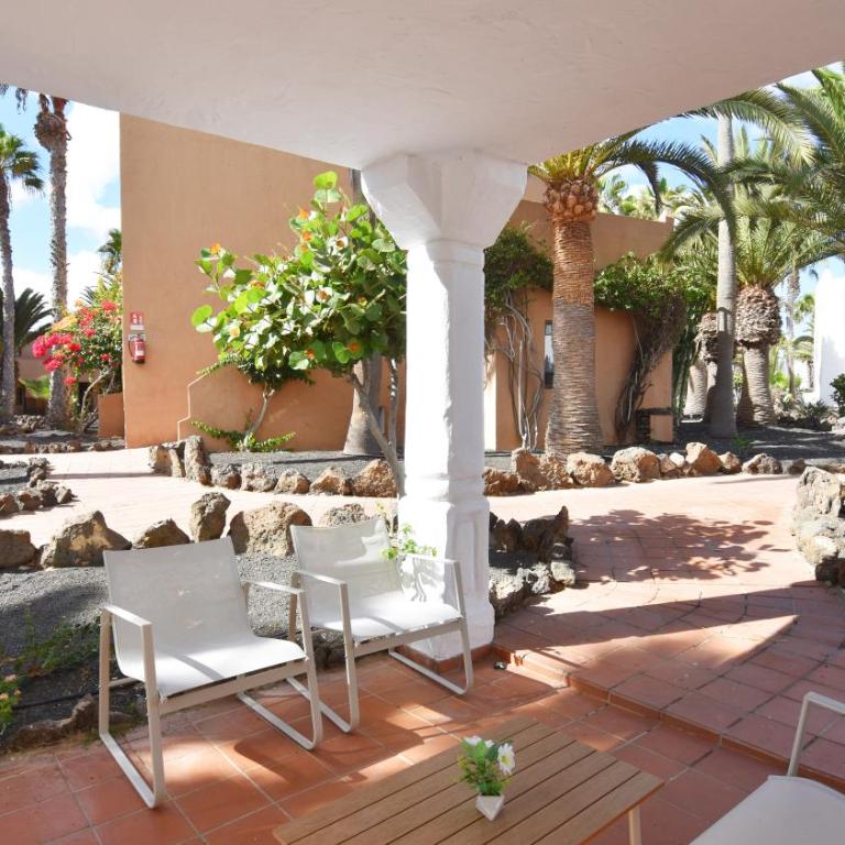 Book Jet - OASIS CORRALEJO Apartments Pool & WIFI - Apartamento de 1 dormitorio con terraza - 1