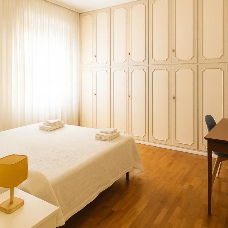 Casa Fiore - Three-Bedroom Apartment - 1