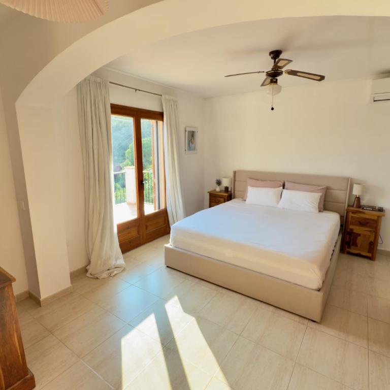 Beautiful Spacious Villa with Mountain View and Private Pool - Villa con piscina privada - 10