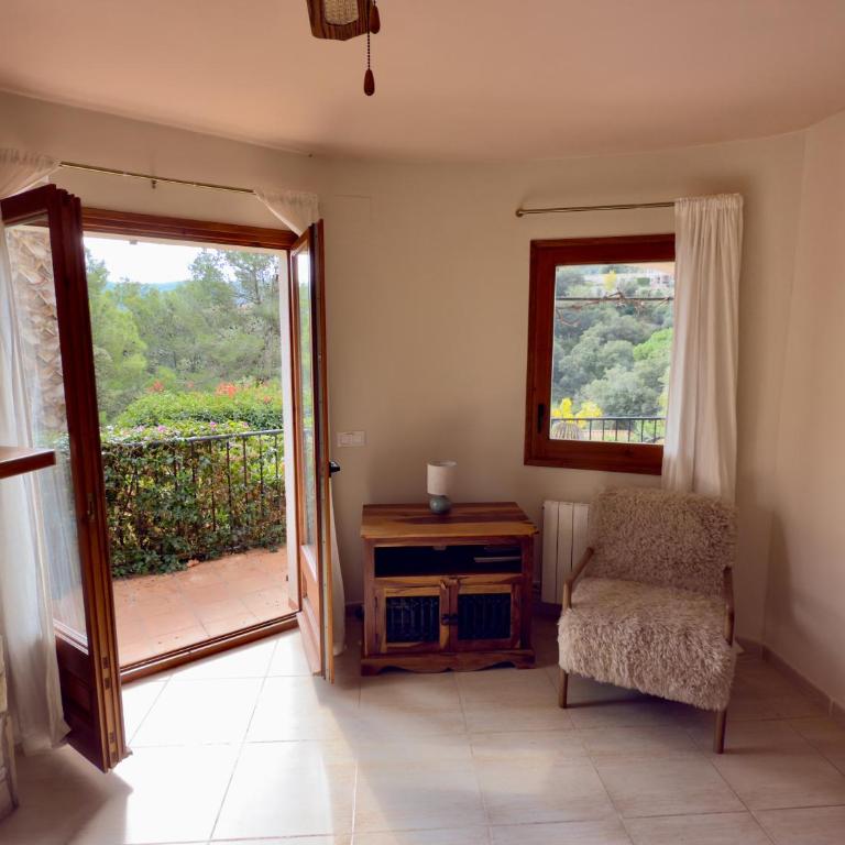 Beautiful Spacious Villa with Mountain View and Private Pool - Villa con piscina privada - 11