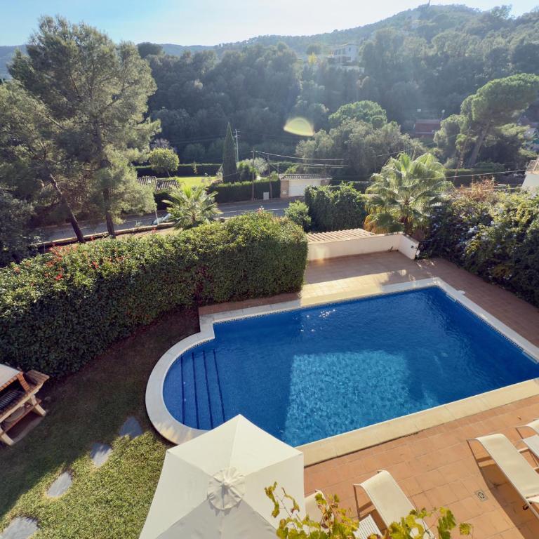 Beautiful Spacious Villa with Mountain View and Private Pool - Villa con piscina privada - 45