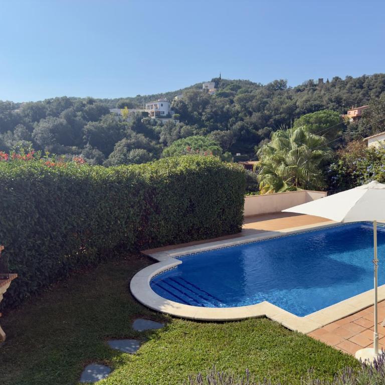 Beautiful Spacious Villa with Mountain View and Private Pool - Villa con piscina privada - 39