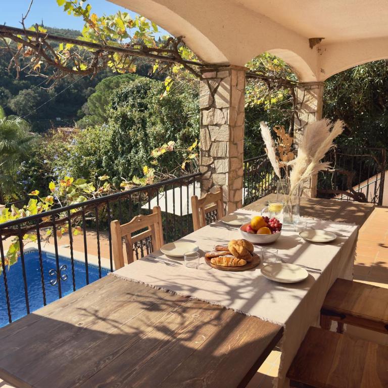 Beautiful Spacious Villa with Mountain View and Private Pool - Villa con piscina privada - 40