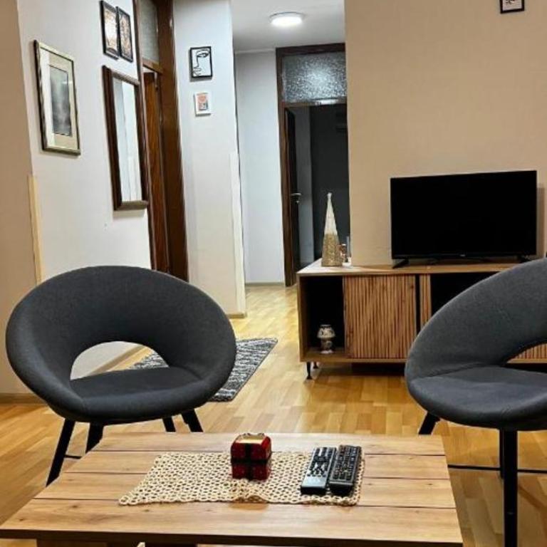 District 021 - Apartman sa 2 Spavaće Sobe - 1