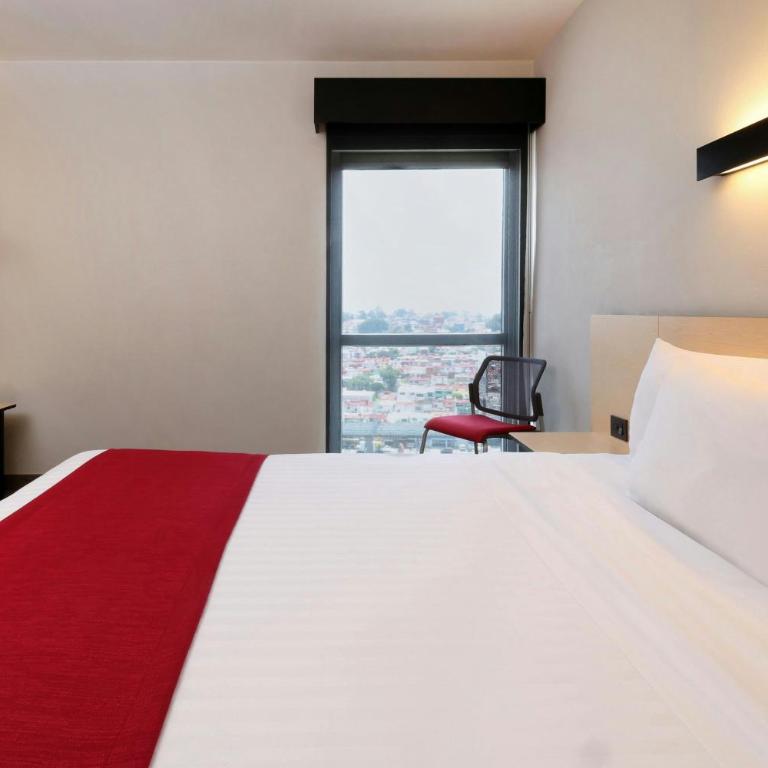 City Express Plus by Marriott Ciudad de México Mundo E - Habitación con cama grande - 9