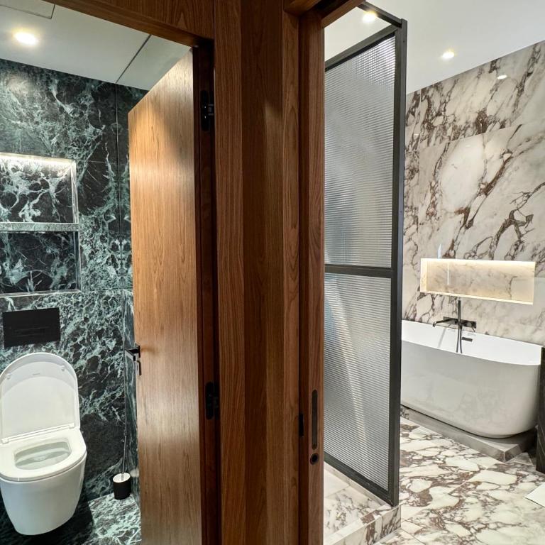 Duplex design - Old Town 50 m from the sea - Appartement 2 Chambres - 5
