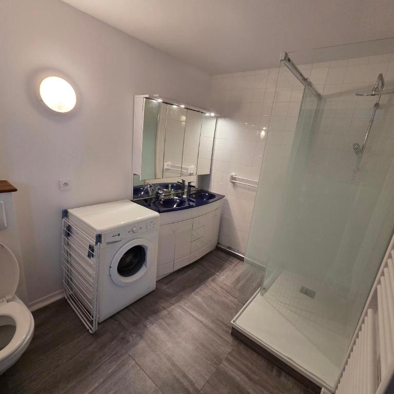 appartement 2 pieces - Apartment mit 1 Schlafzimmer - 2