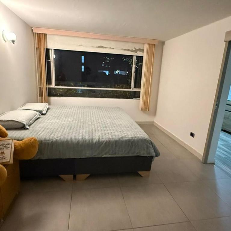 Apto 90mts- Estadio El Campin Movistar Arena -Galerías-Private Parking- 6 personas - Apartamento de 2 dormitorios - 16