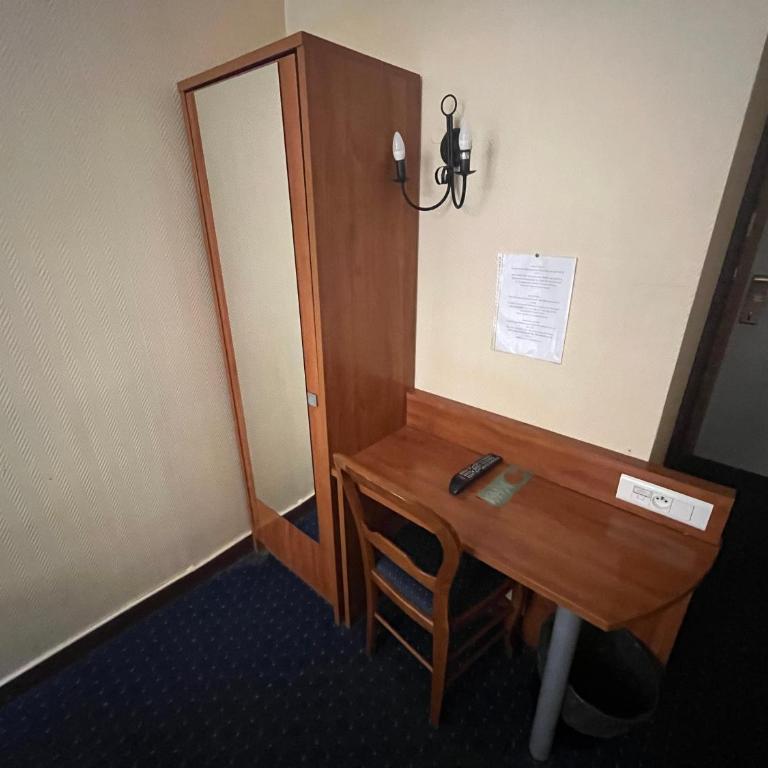 Hôtel Riquet - Standard Room - 4