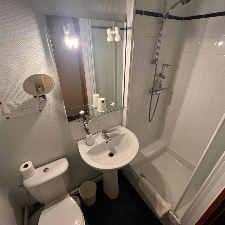 Hôtel Riquet - Budget Single Room - 4