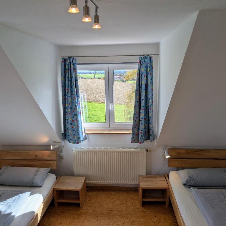 Ferienwohnung Hof Zürnen - Appartement 3 Chambres - 18