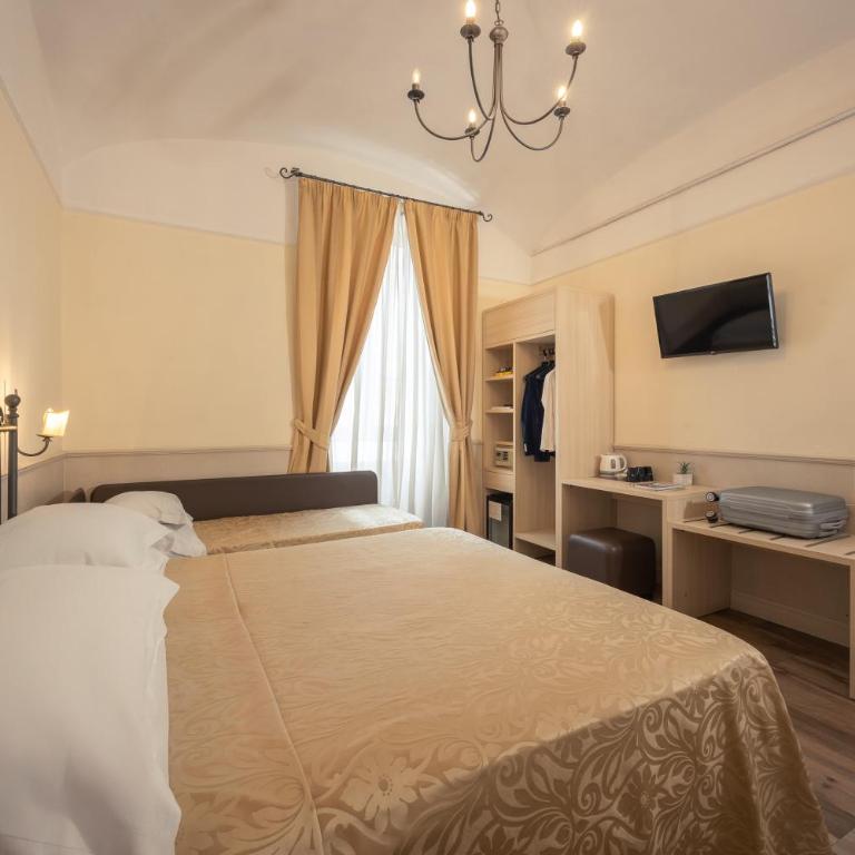 Hotel Flavia - Camera Tripla Standard - 2