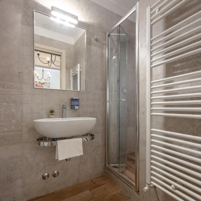 Hotel Flavia - Camera Matrimoniale Standard - 9