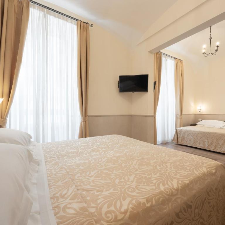 Hotel Flavia - Camera Familiare con Bagno Privato - 8
