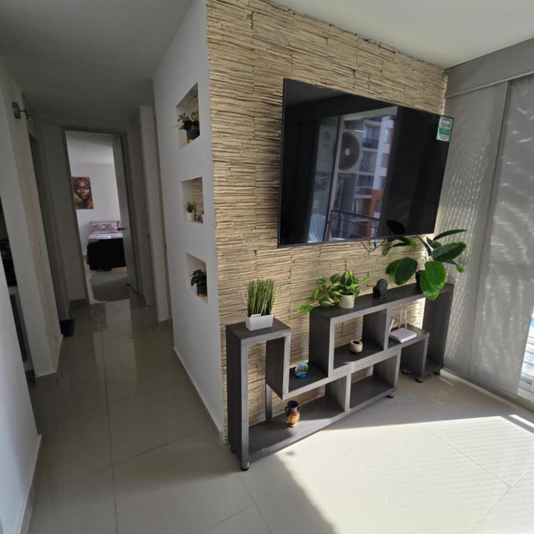 Espectacular Apto de 3 Habitaciones con piscina y parqueadero gratuito excelente relacion calidad precio - Apartamento de 3 dormitorios - 22