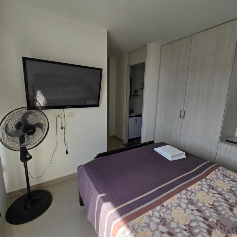 Espectacular Apto de 3 Habitaciones con piscina y parqueadero gratuito excelente relacion calidad precio - Apartamento de 3 dormitorios - 4