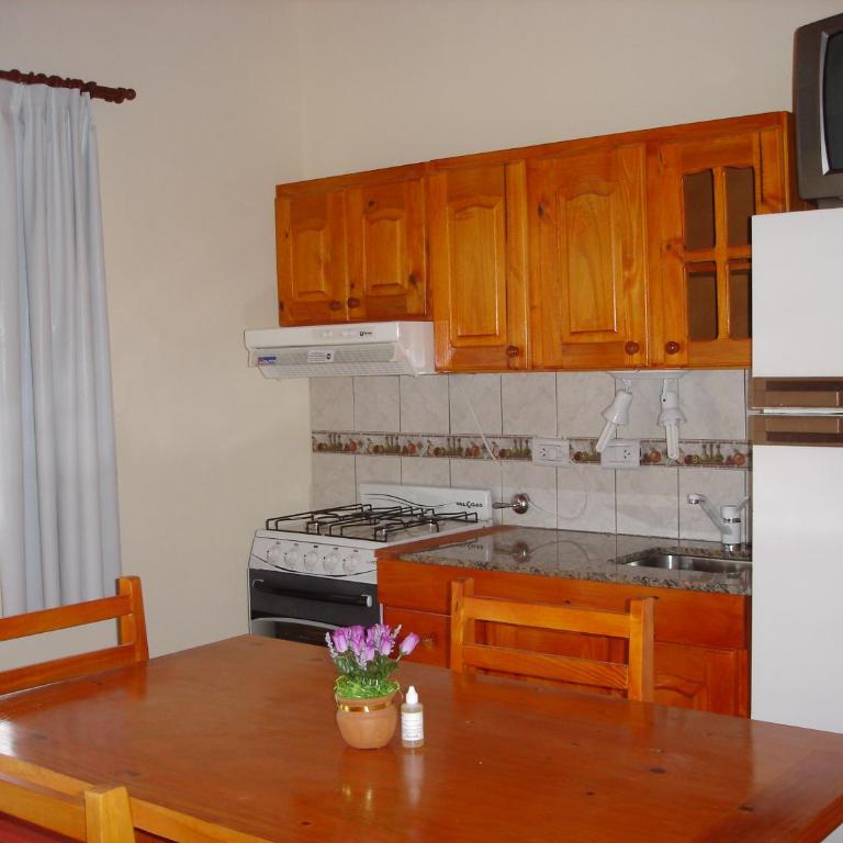 Complejo Lago Chico - Habitación Cuádruple con baño privado - 4