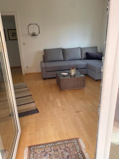 ruhiges Appartement im Grünen - schnell zur Messe - One-Bedroom Apartment - 11