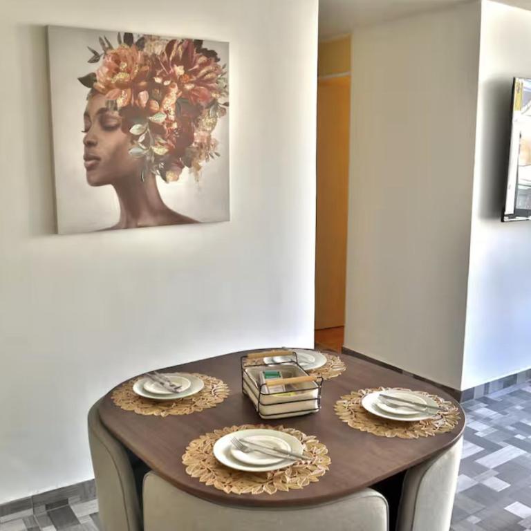 Lindo depa cerca a huacachina - Three-Bedroom Apartment - 1