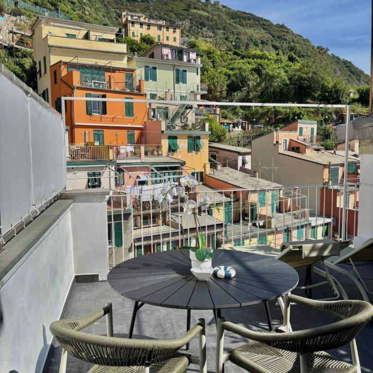 Sea Breeze - Two-Bedroom Apartment - 2