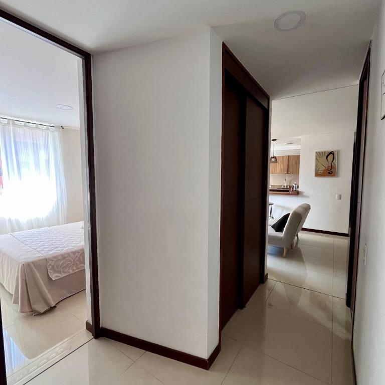 Apartamento Completo Poblado - Ubicacion Central con Parqueadero - Apartamento de 2 dormitorios - 10