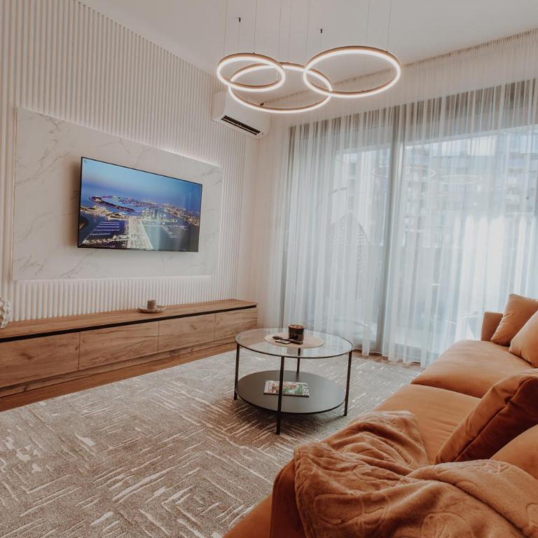 BLuxe Residence - One-Bedroom Apartment - 5