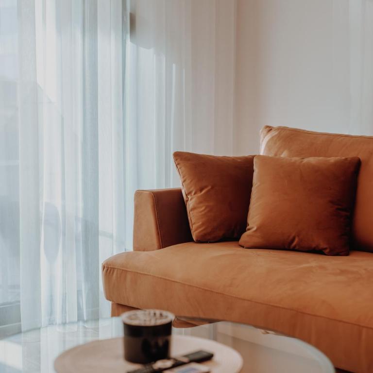 BLuxe Residence - One-Bedroom Apartment - 3