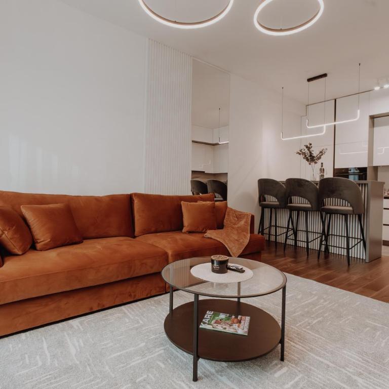 BLuxe Residence - One-Bedroom Apartment - 8