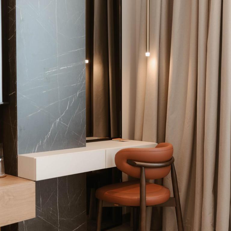 Tradicija Hotel - Dvokrevetna Soba sa Bračnim Krevetom i Sopstvenim Kupatilom - 7
