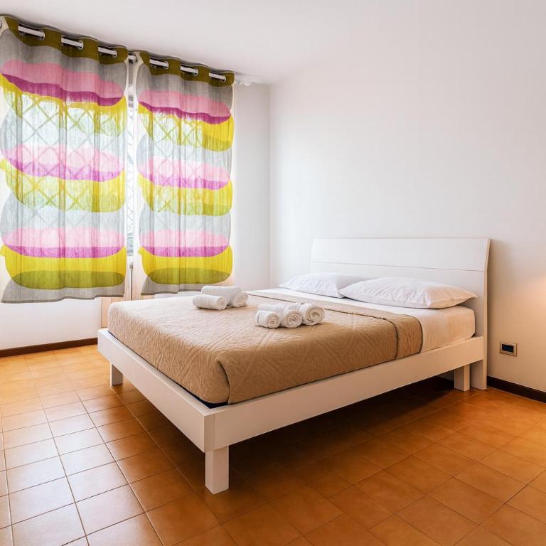 -10 minutes from the station- - 5 beds- - Apartment mit 3 Schlafzimmern - 11