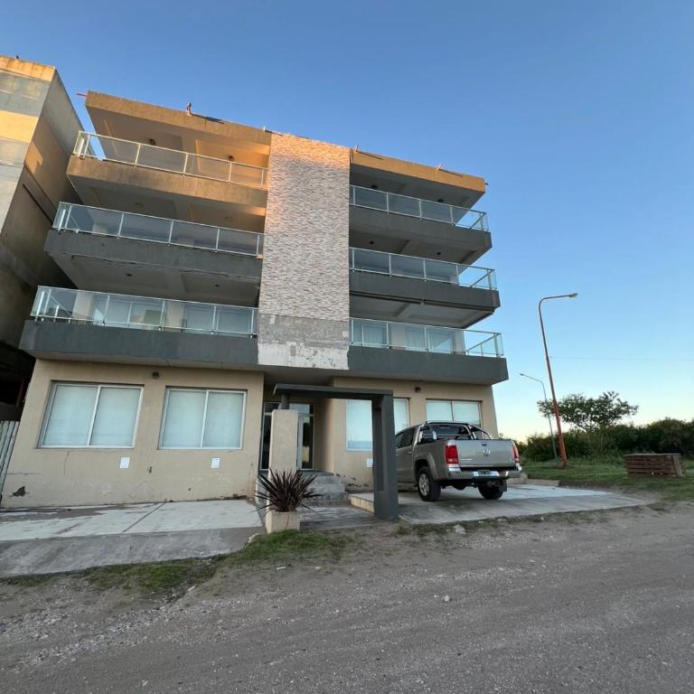 Semipiso de Categoria con Vista al Mar - Apartamento de 2 dormitorios - 10