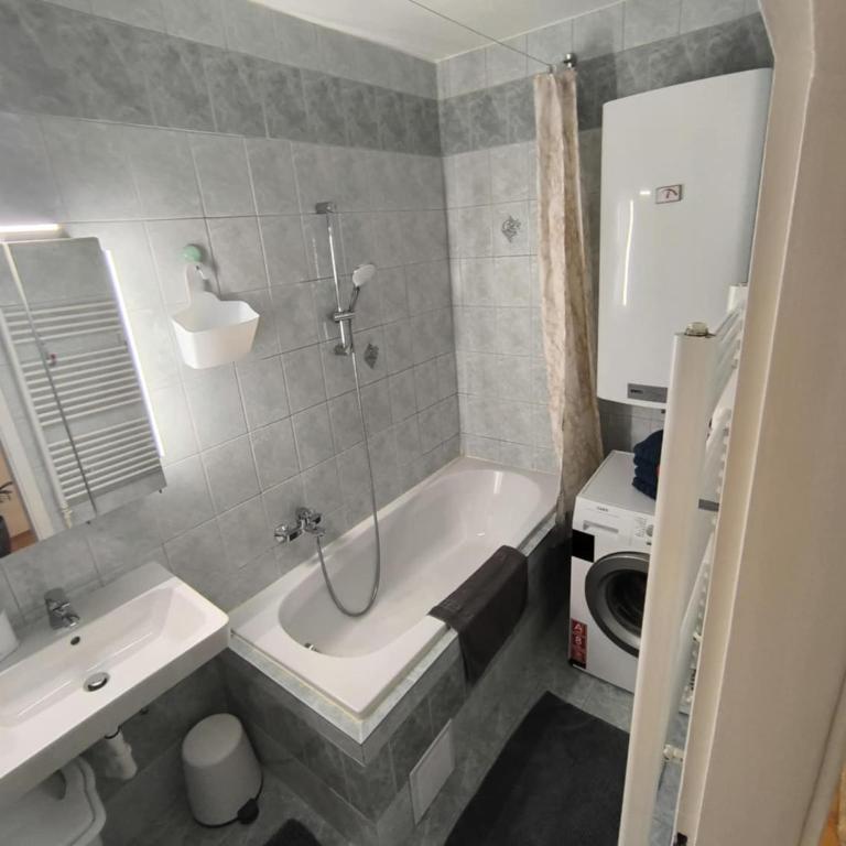 4 You Apartment in Leoben mit Balkon, Garten und kostenlosen Parkplatz - Appartamento con 2 Camere da Letto - 15