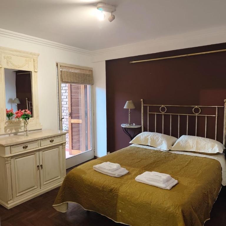 Departamento en calle Obispo Trejo - Apartamento de 1 dormitorio - 8