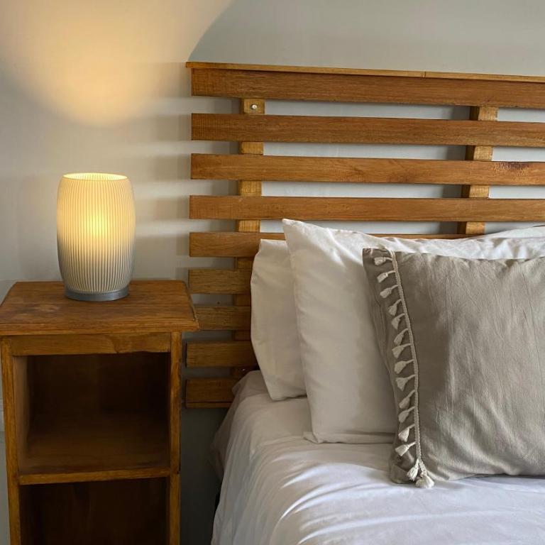 Entre Las Sierras Cabañas Tiny House - Cabaña con vistas al jardín - 4