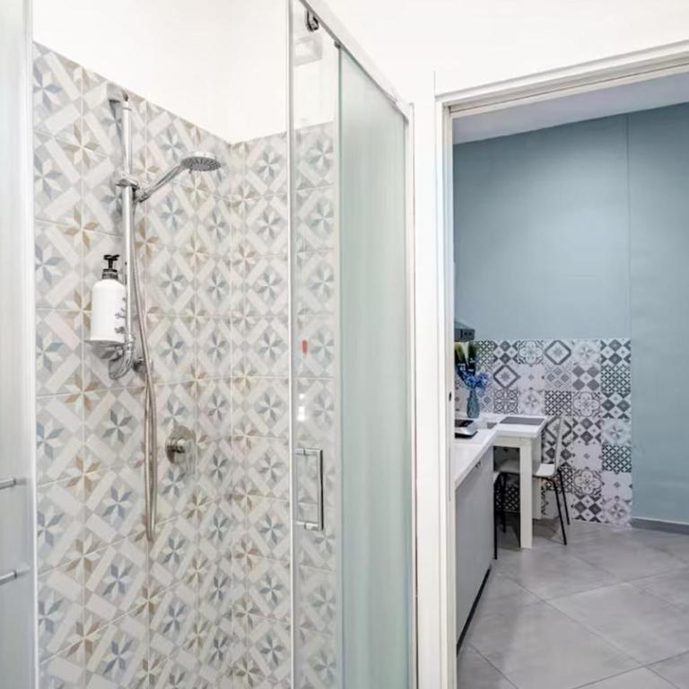 Duomo 34 Guest Room - Camera Matrimoniale con Bagno Privato - 6
