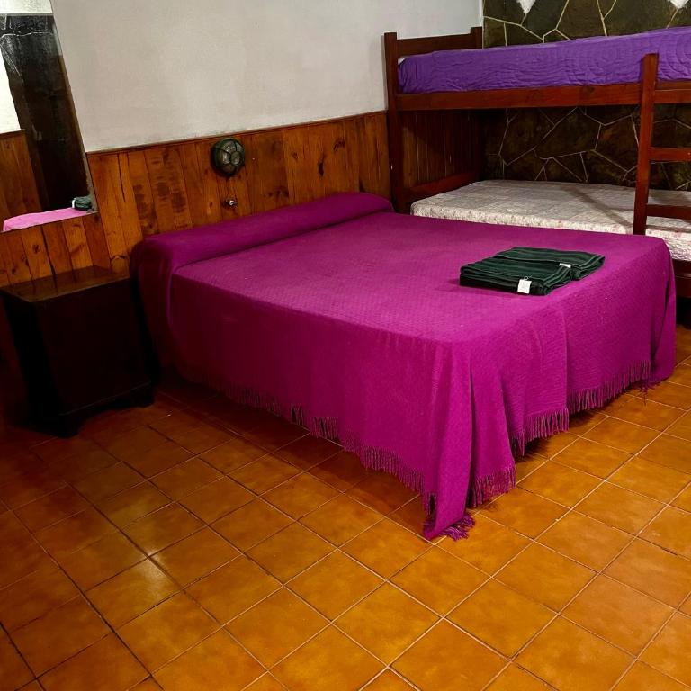 Hosteria Rosales - Triple Room with Private Bathroom - 5