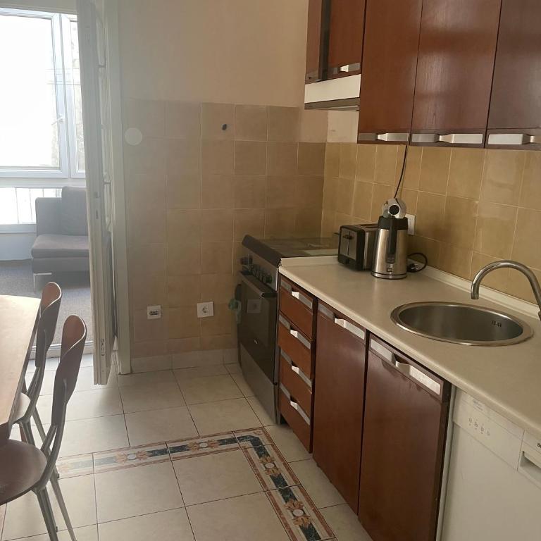 4 Bedroom Apartment in the Pedestrian Zone - Apartment - 2
