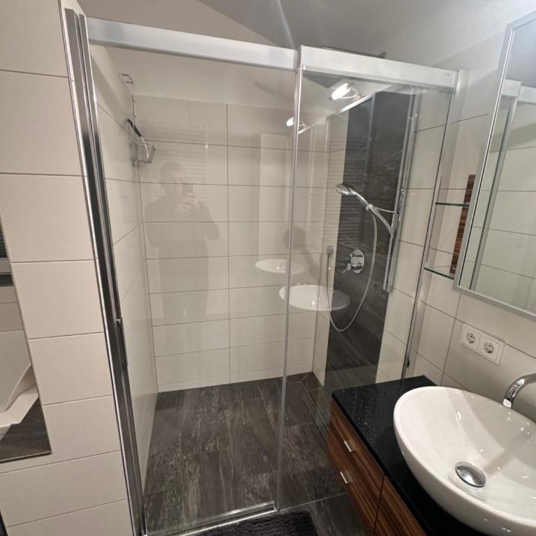 Leos Suite Appartement - Estudio con cama extragrande y sofá cama - 10