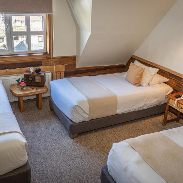Hotel Museo El Greco Puerto Varas - Triple Room - 4