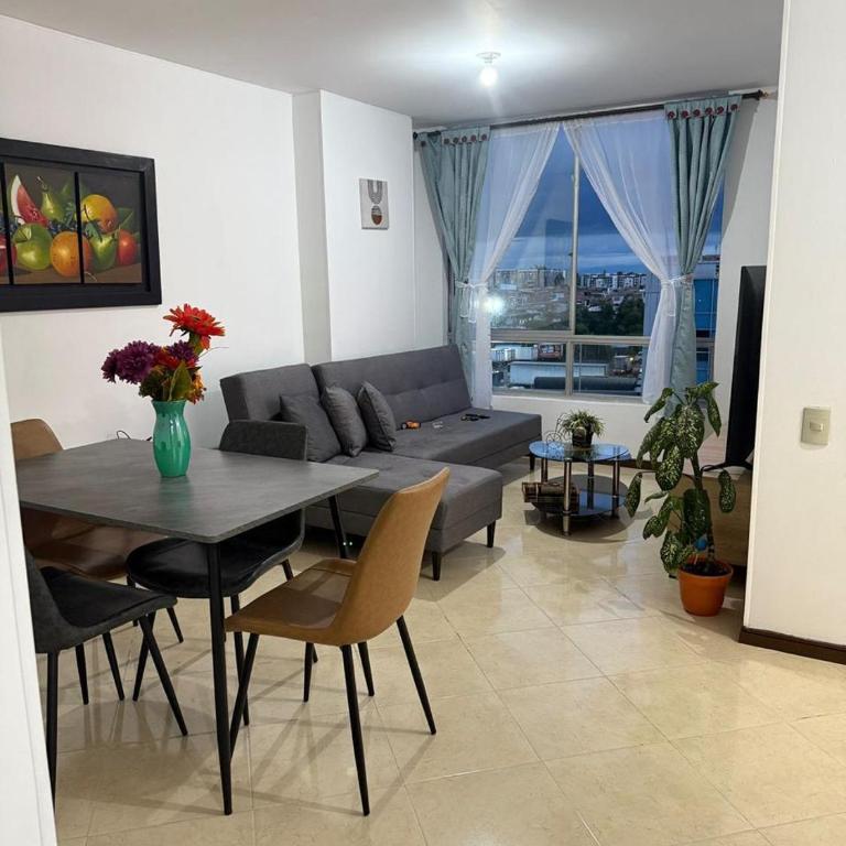 Torrecoral704 - Three-Bedroom Apartment - 1