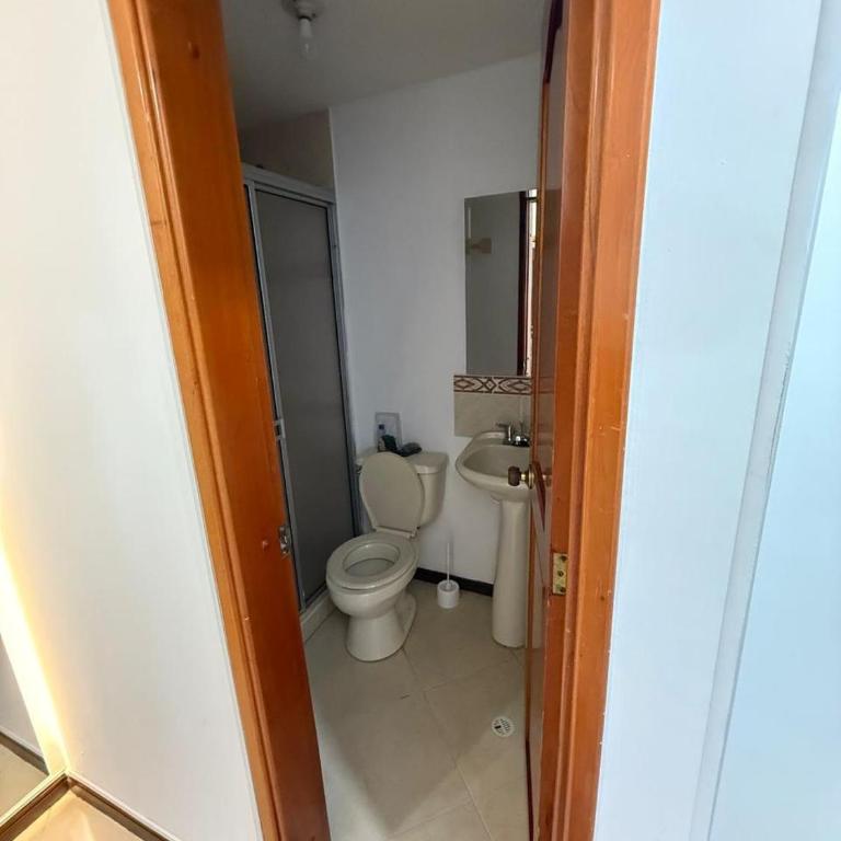 Torrecoral704 - Three-Bedroom Apartment - 3