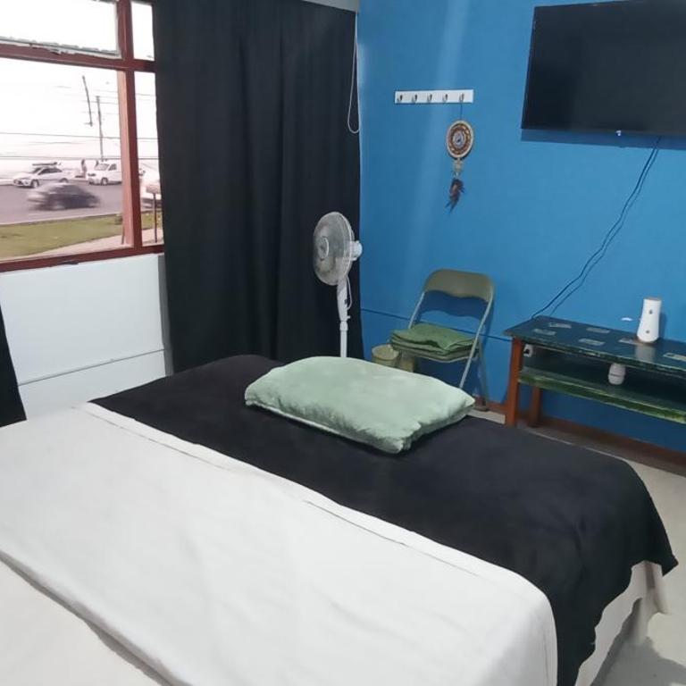 La Bellota Surf House Huanchaco - Double Room - 13
