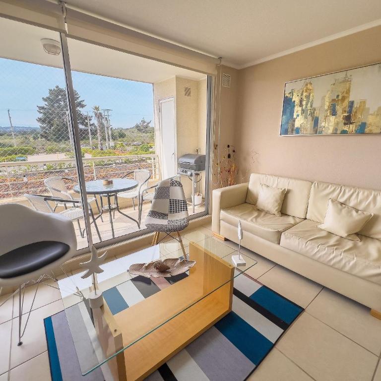 Apt. with private beach, sports courts, jacuzi - Apartment - 4