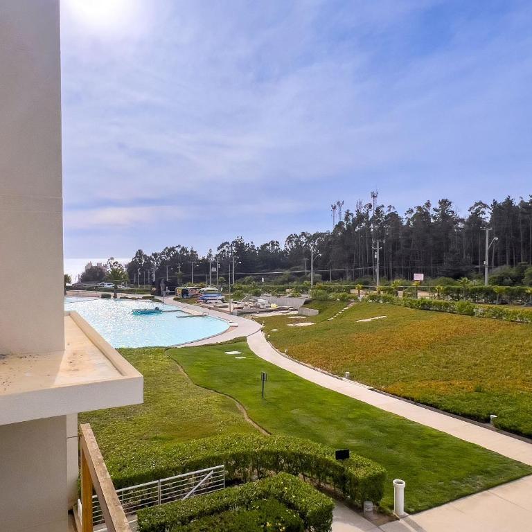 Apt. with private beach, sports courts, jacuzi - Apartment - 11