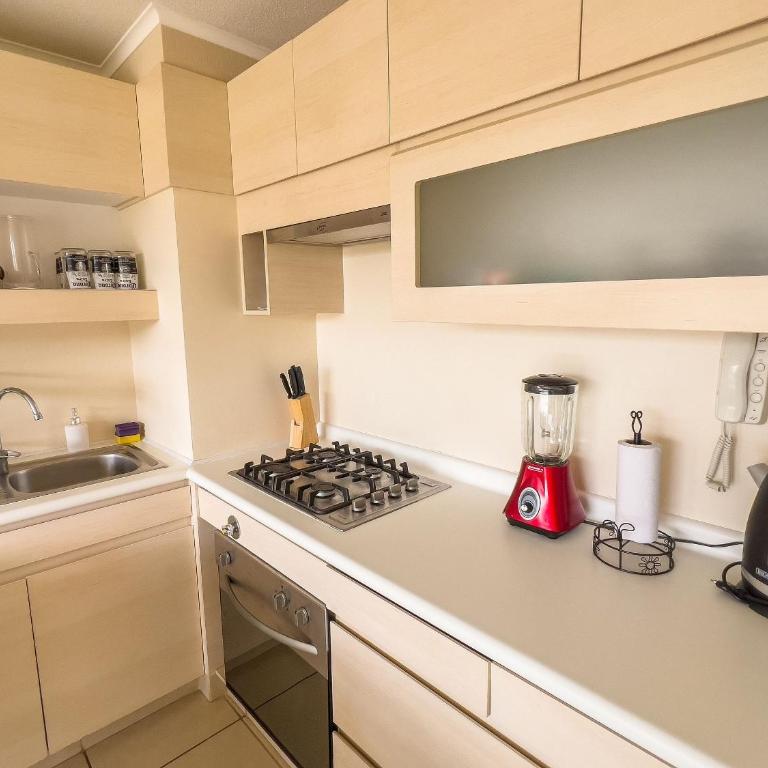 Apt. with private beach, sports courts, jacuzi - Apartment - 13