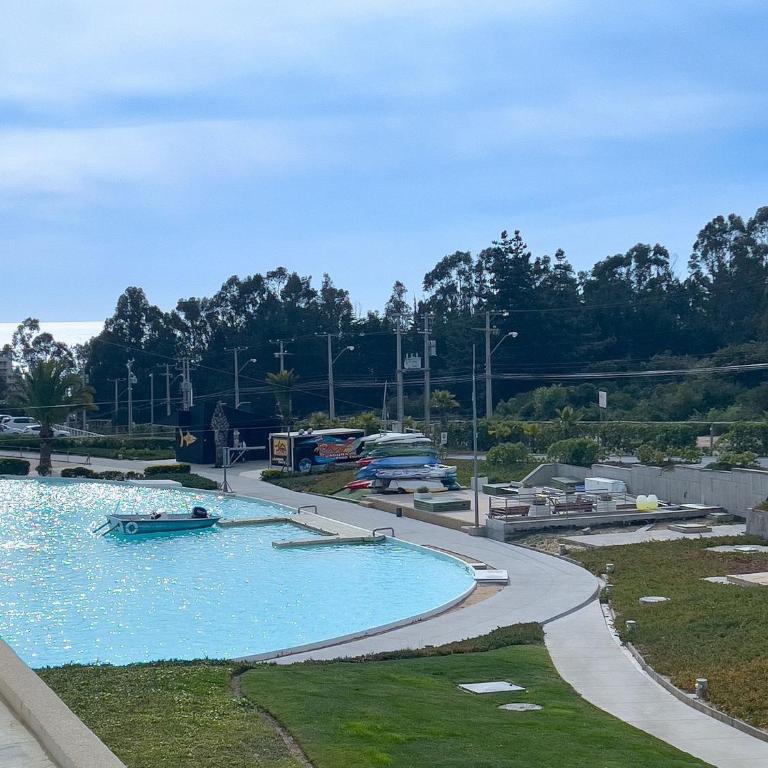 Apt. with private beach, sports courts, jacuzi - Apartment - 20