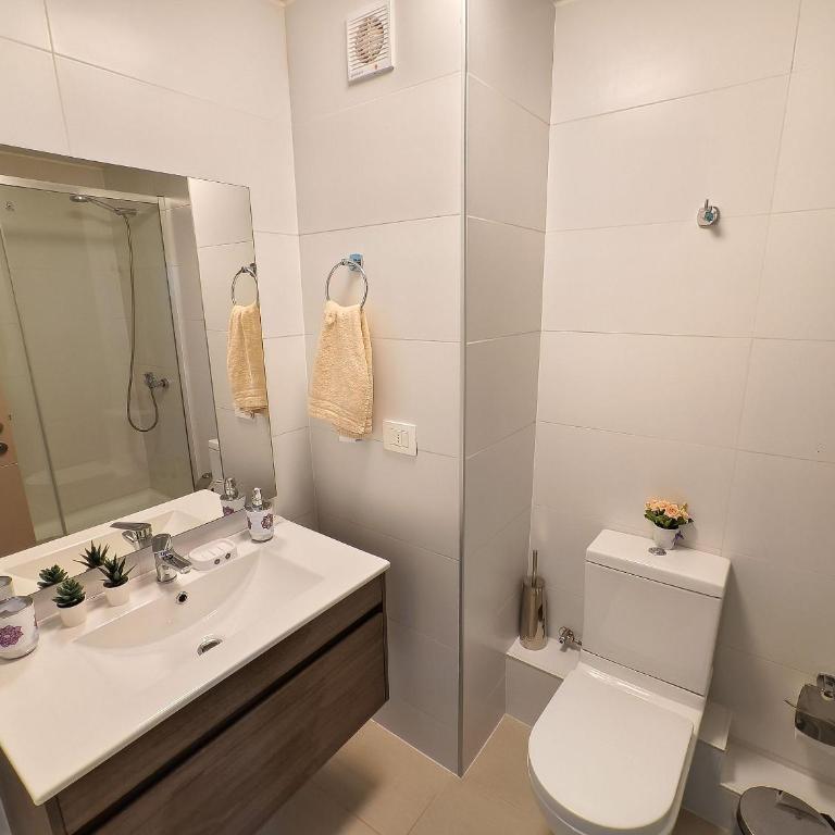 Beachfront Apartment with Ocean View for 5 Guests - Apartment with Sea View - 18
