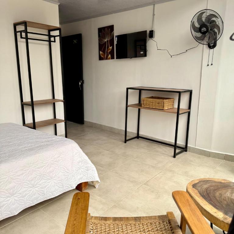 Hotel TOBA Boutique - Habitación Doble con baño privado - 13