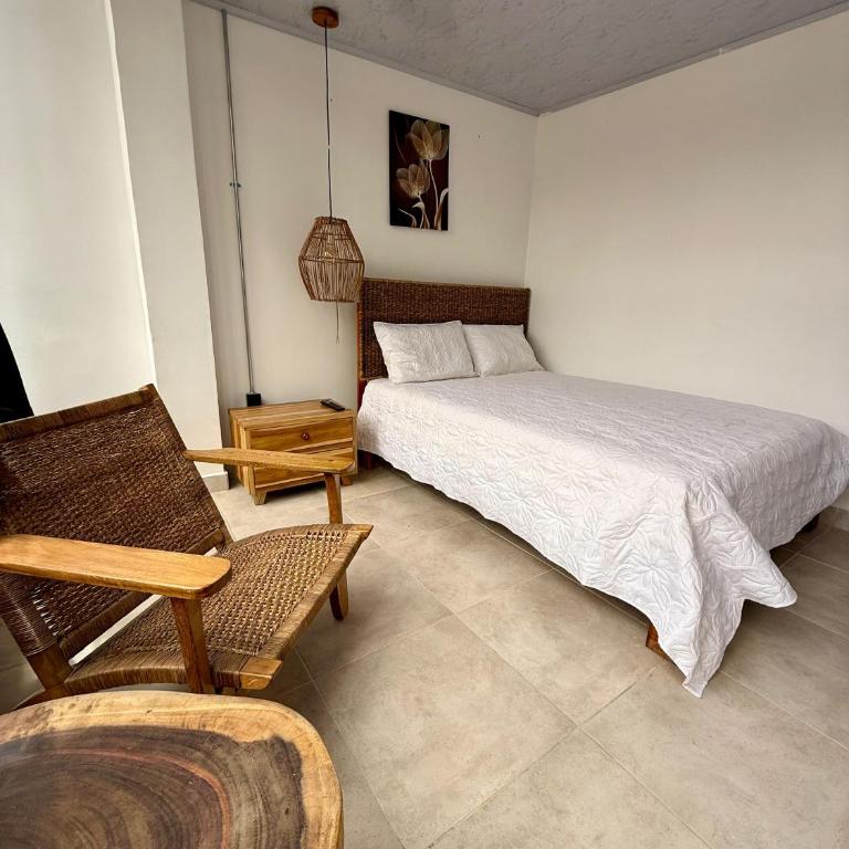 Hotel TOBA Boutique - Habitación Doble con baño privado - 11