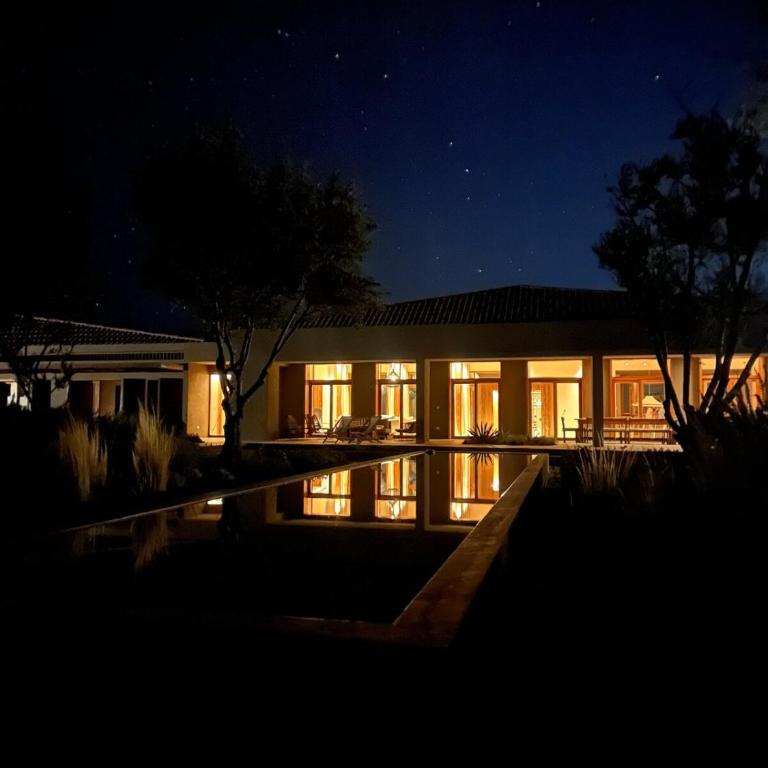 Contemporary design and serenity in Cafayate - Casa de 4 dormitorios - 36